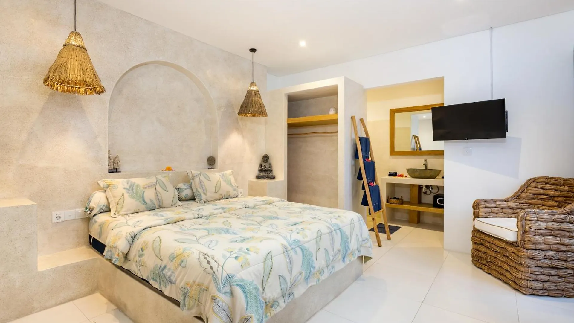 Spacious 1Br Villas In Seminyak Indonesien